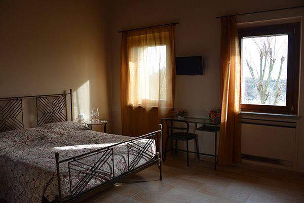 B&B Le Piote Pietra Marazzi Ngoại thất bức ảnh